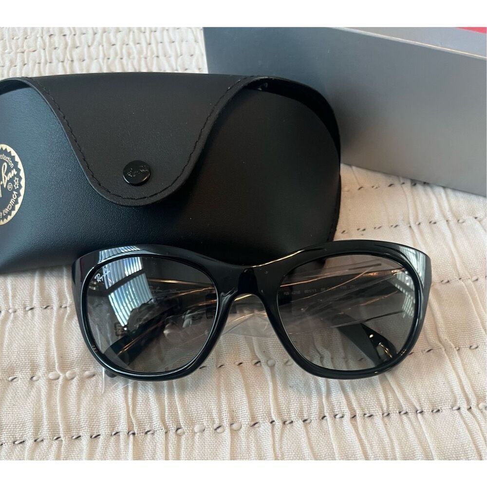 RAY-BAN RB 4216 601/11 BLACK/Light GREY SMOKE GRADIENT AUTHENTIC SUNGLASSES NEW